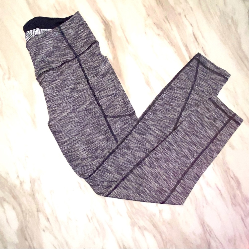 Victoria’s Secret grey workout legging